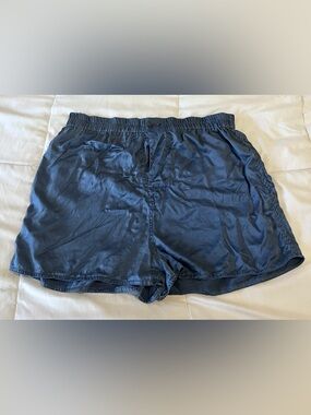 Vintage Men’s Victoria's Secret 100% Silk Fly Front Boxer Shorts fits like sz L